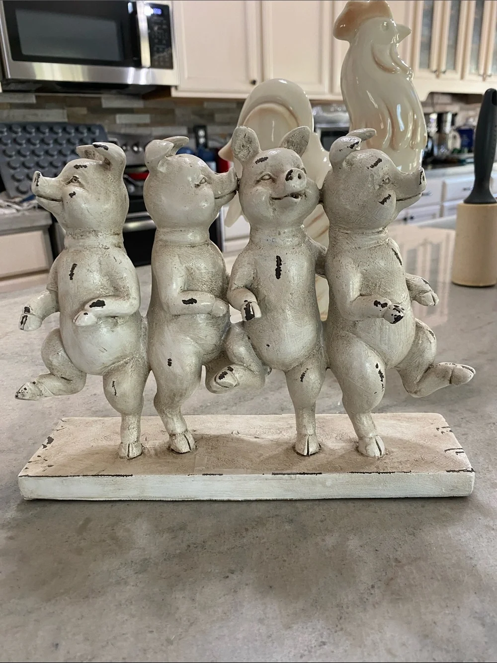 Pier 1 decorative set